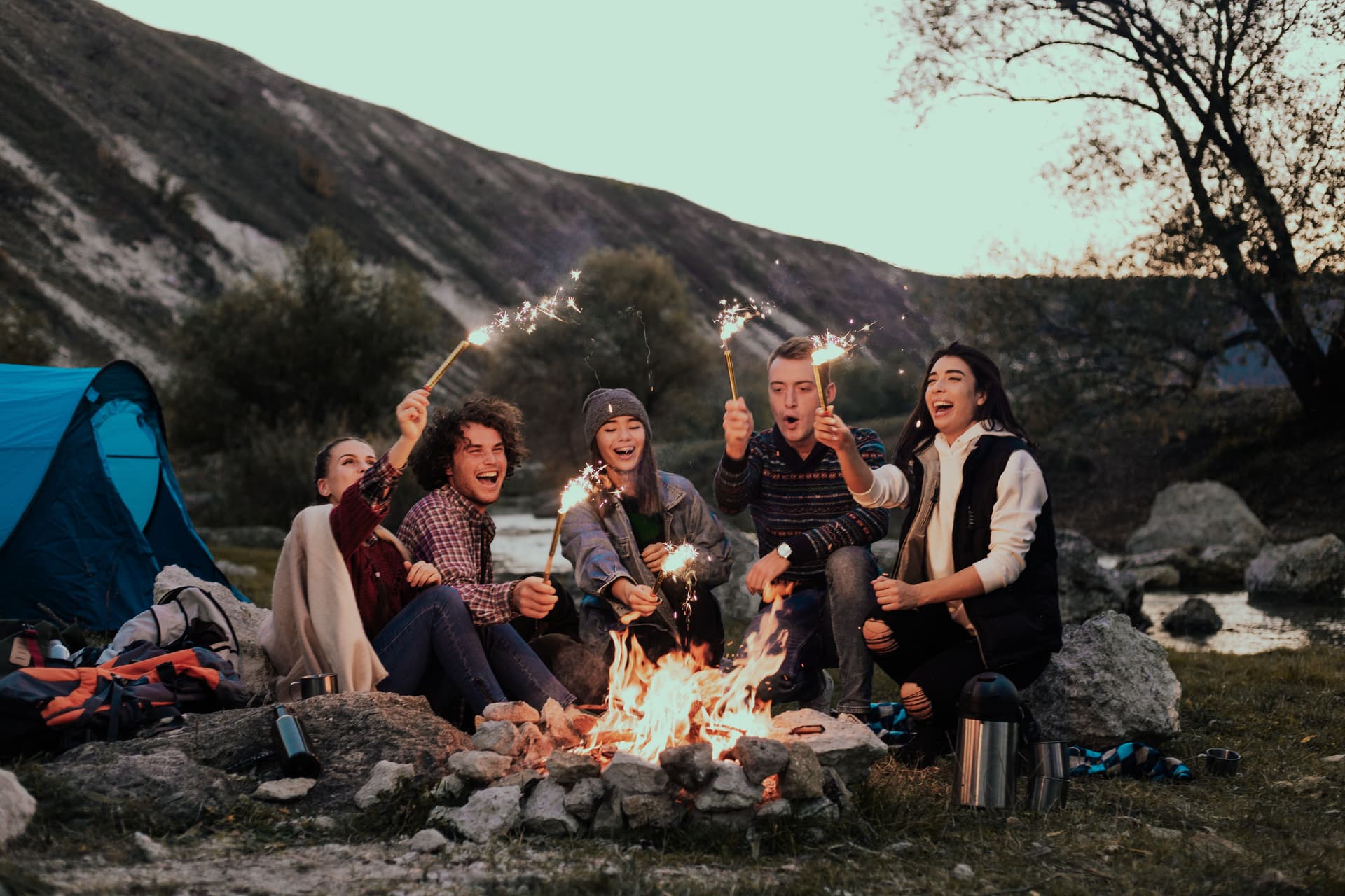 family on rural land enjoing a picnic